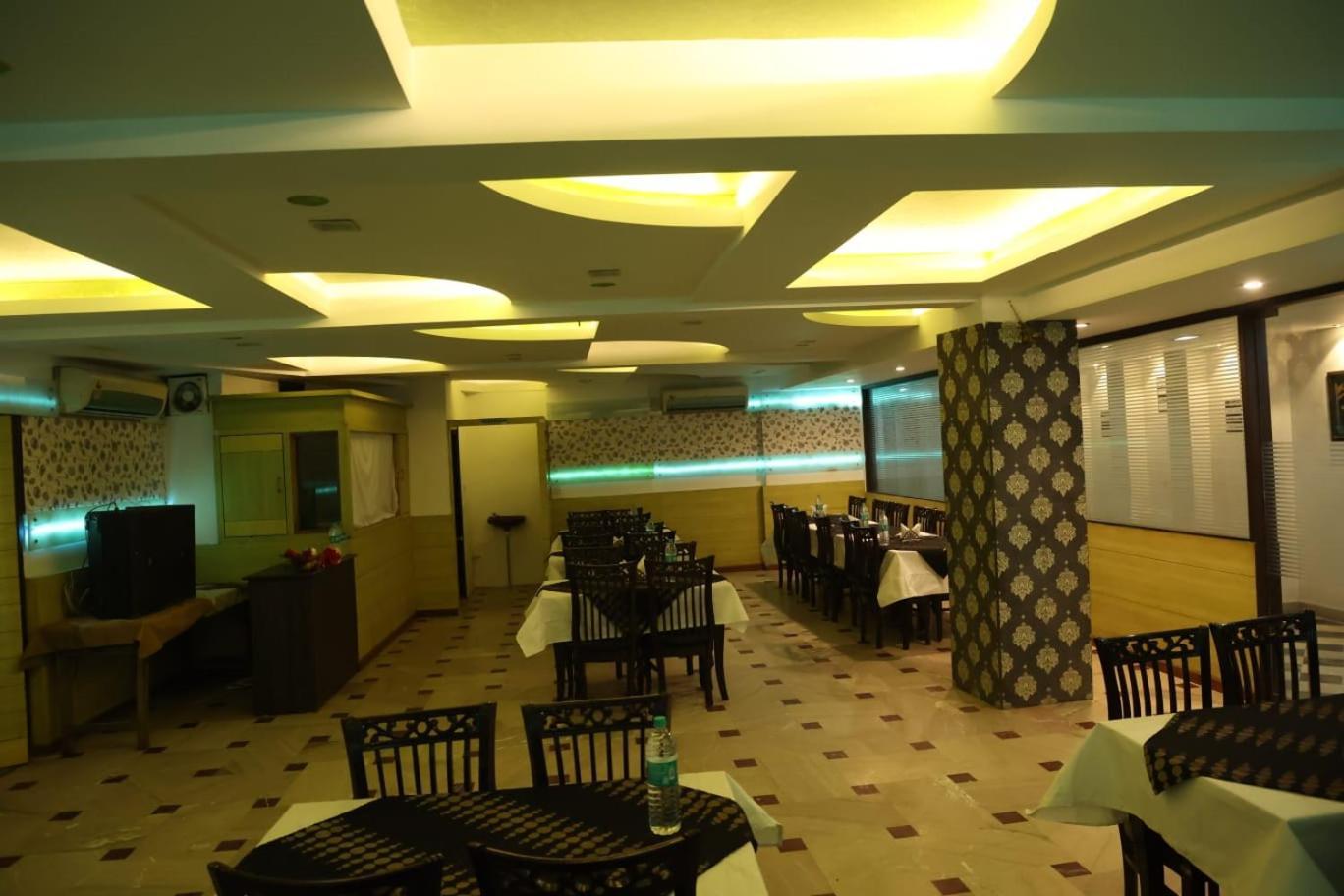 Hotel Panna Paradise Agra  Exterior photo